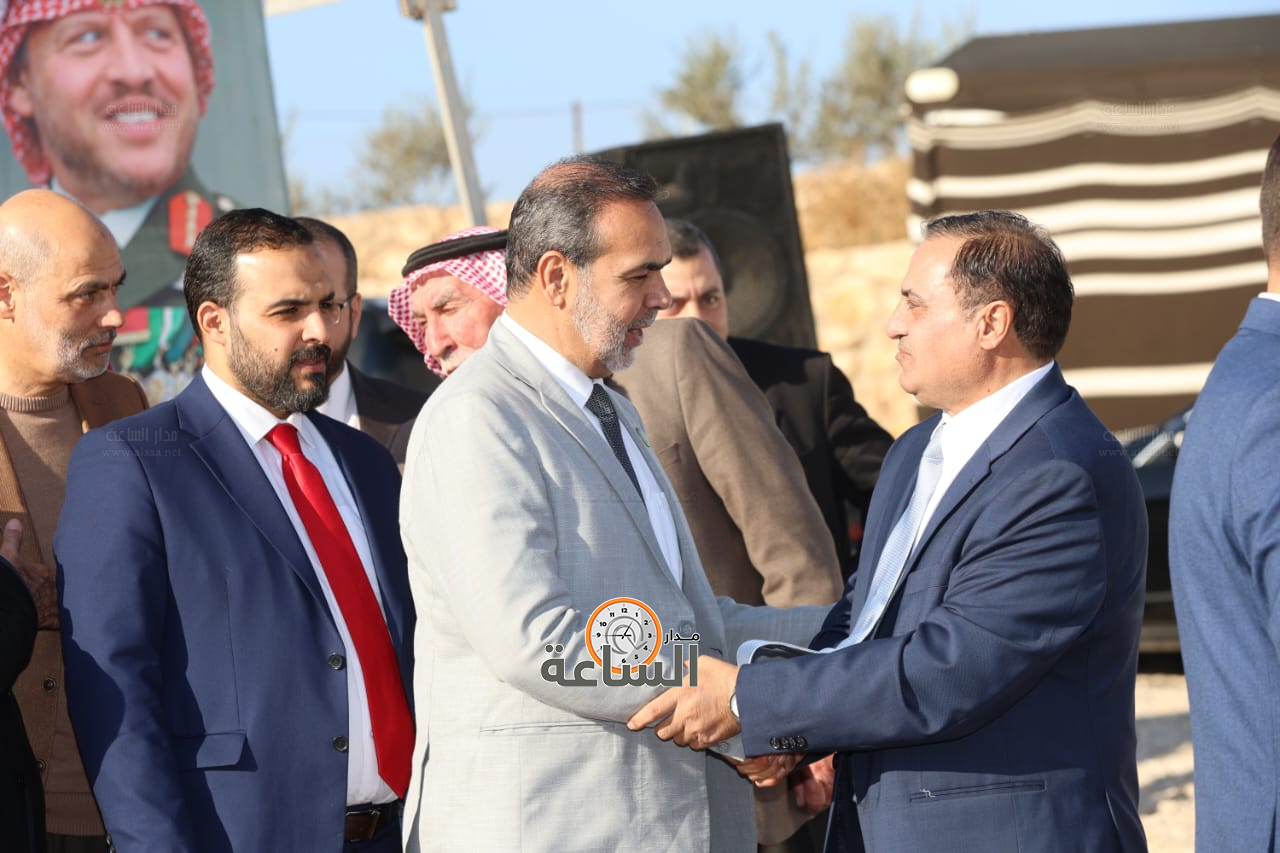 Madar Al-Saa Images 0.5291736379702552