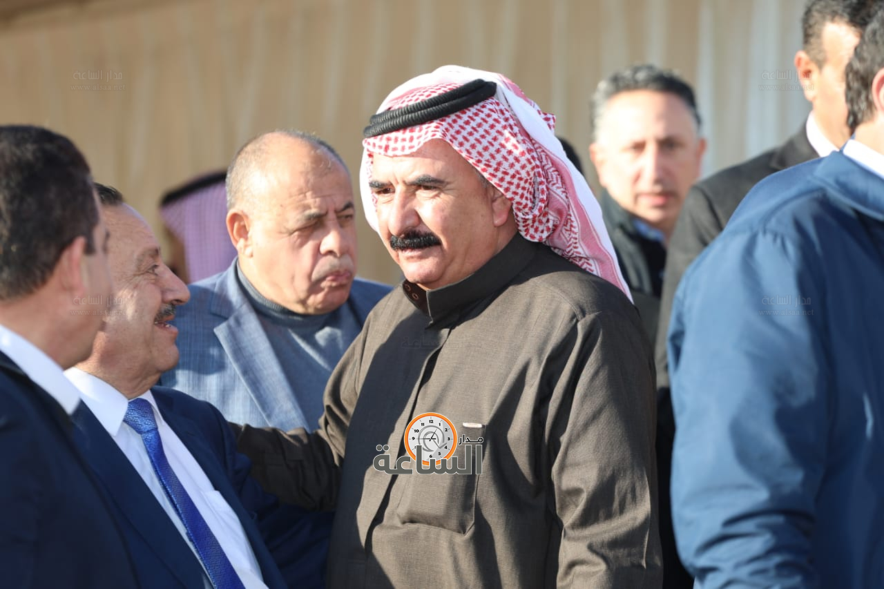 Madar Al-Saa Images 0.516613681844664