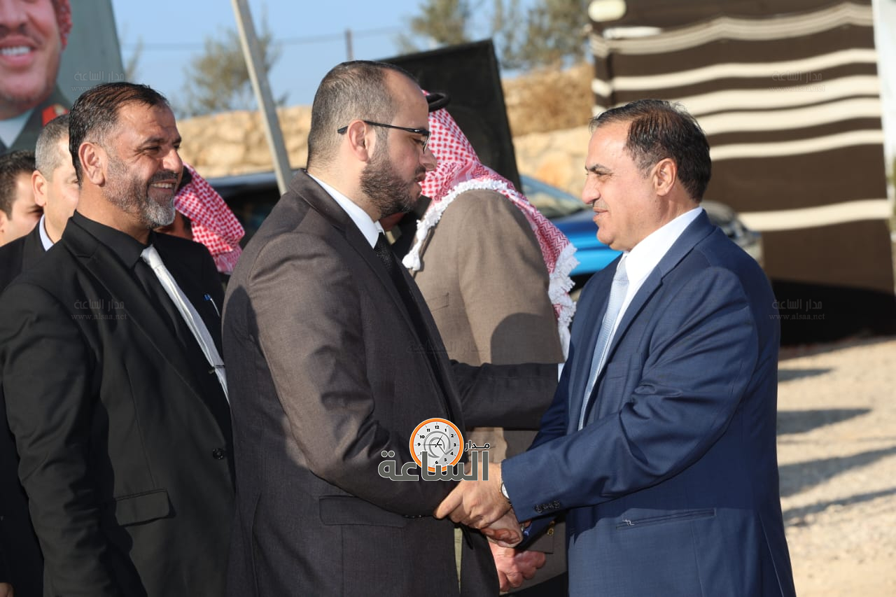 Madar Al-Saa Images 0.7313847320091642