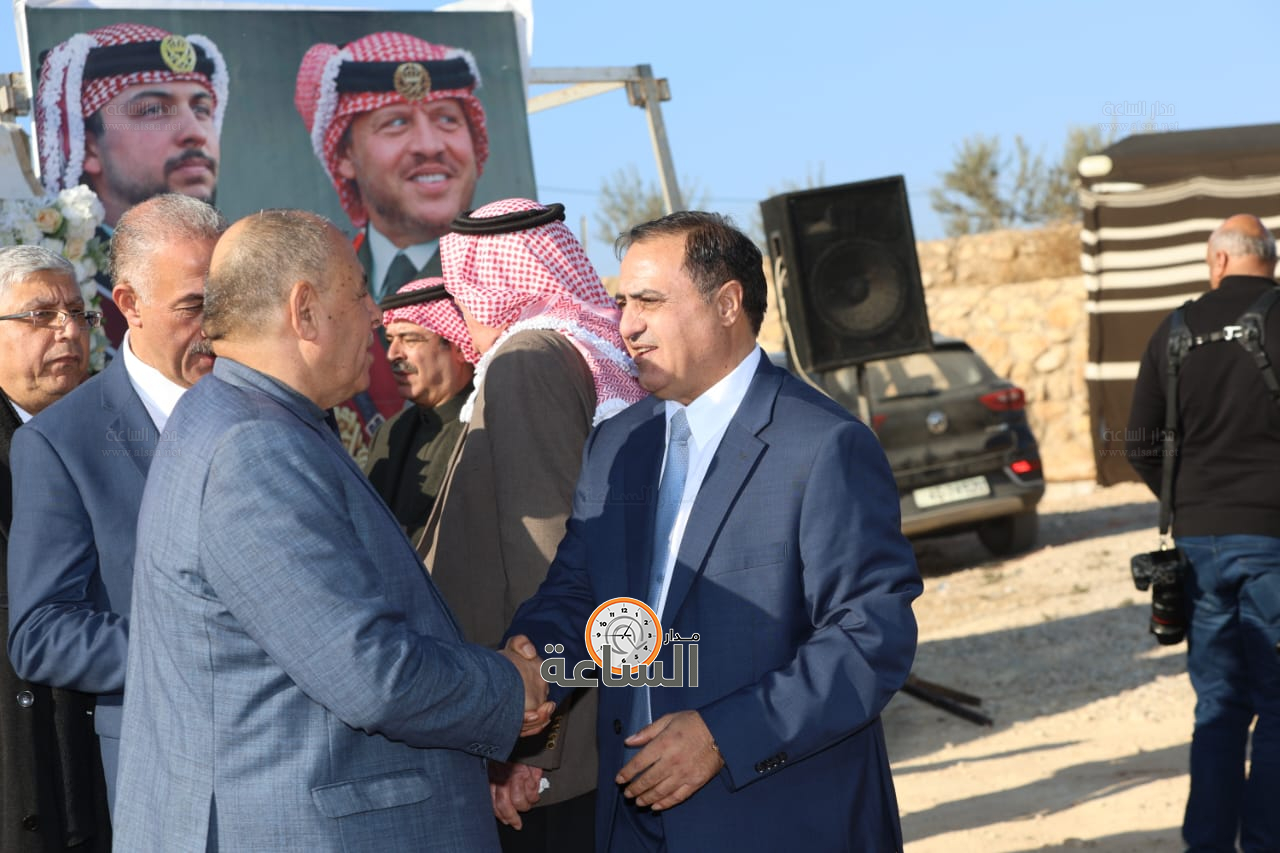 Madar Al-Saa Images 0.3783365238217762