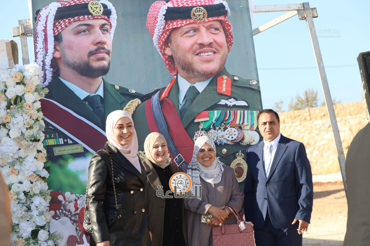 Madar Al-Saa Images 0.9868878954803282