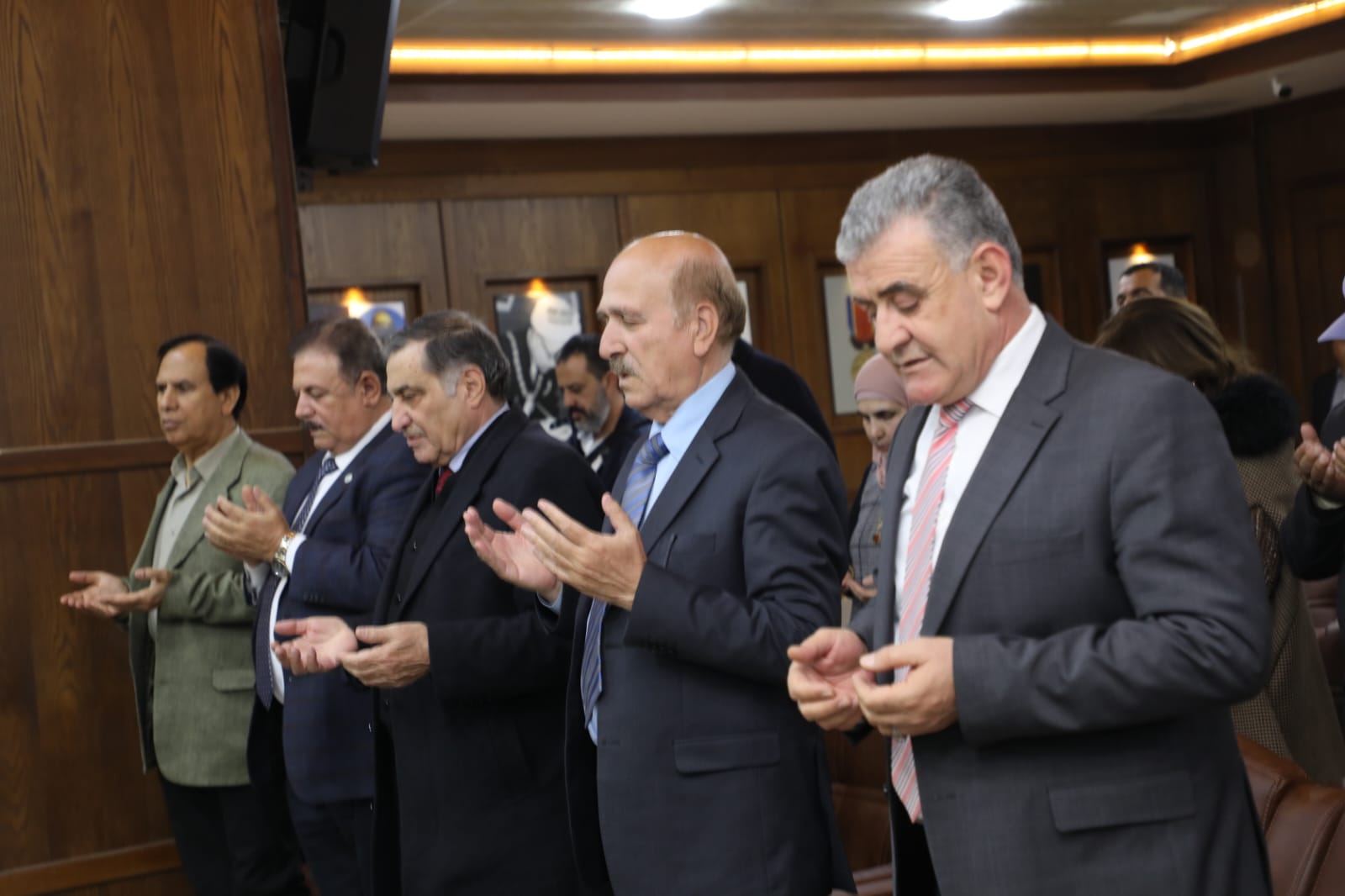 Madar Al-Saa Images 0.5322405148736076