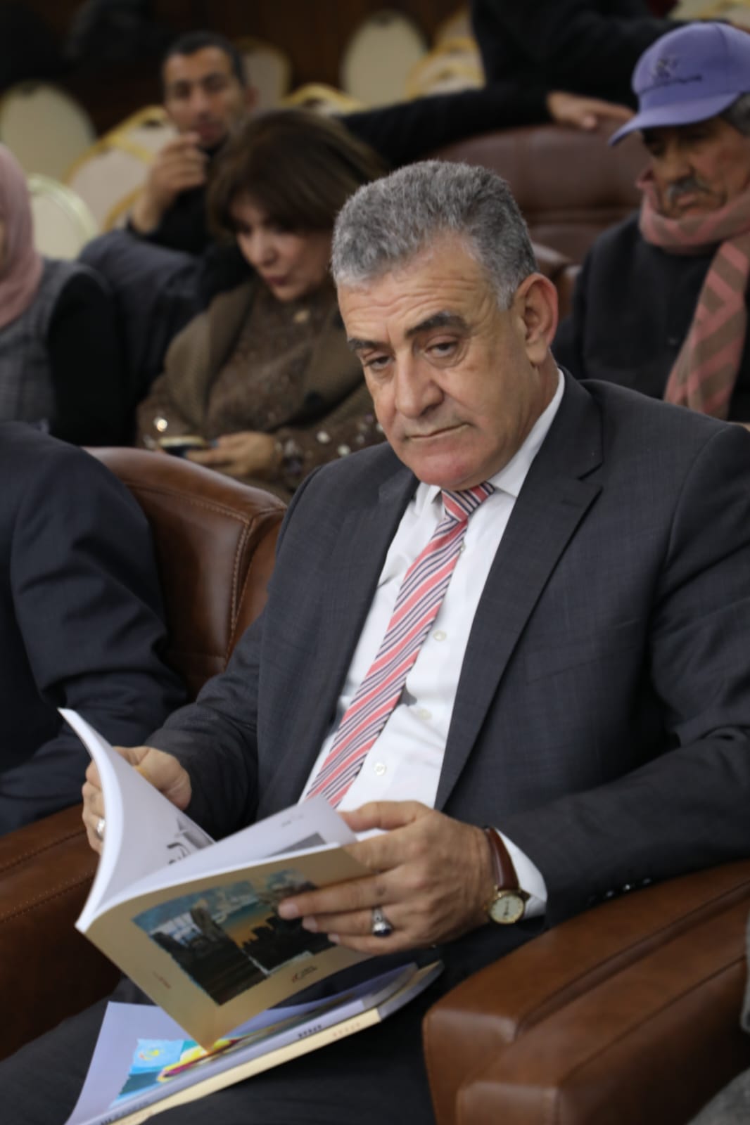 Madar Al-Saa Images 0.4145069634510967