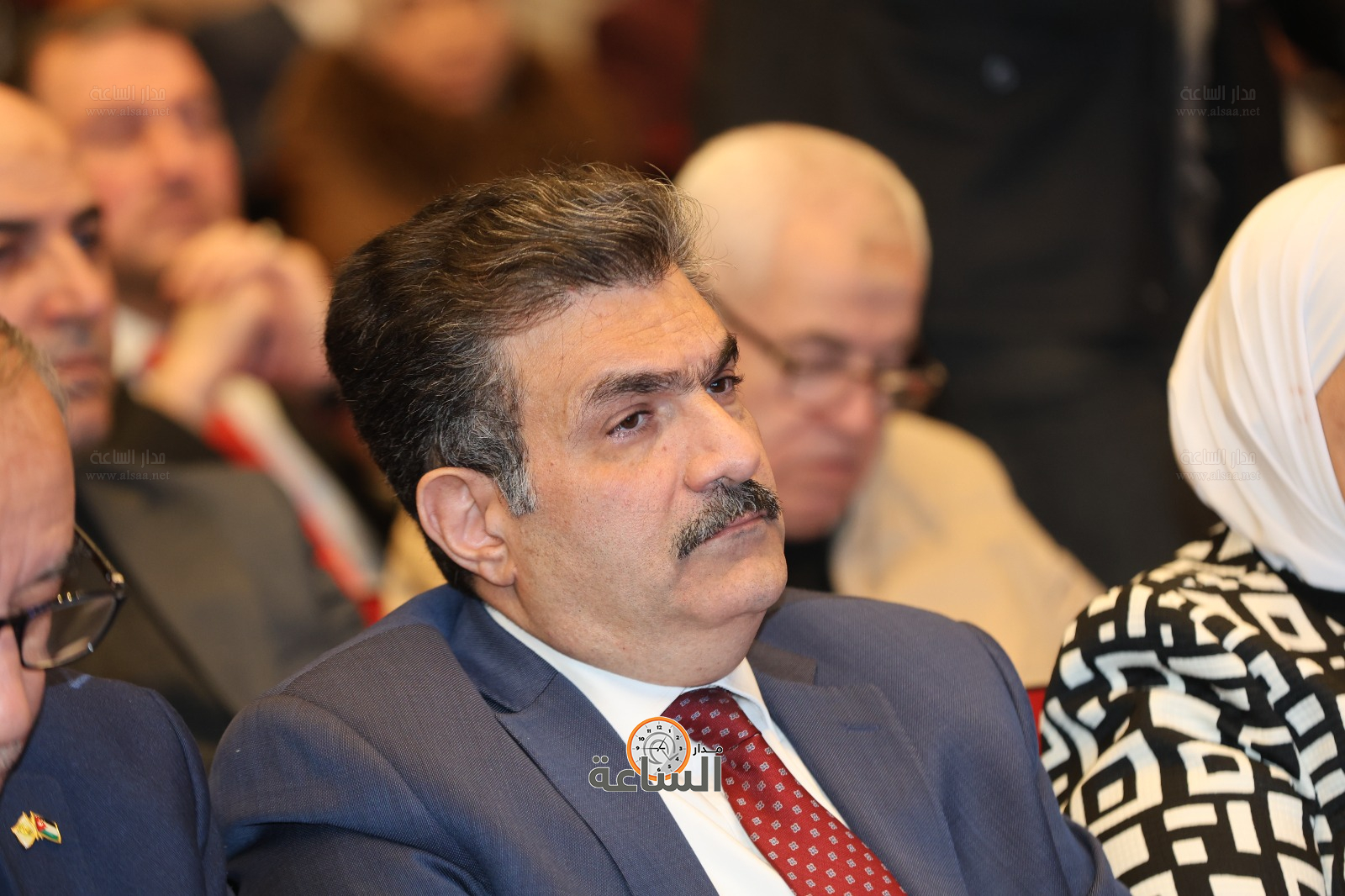 Madar Al-Saa Images 0.8763407476266165