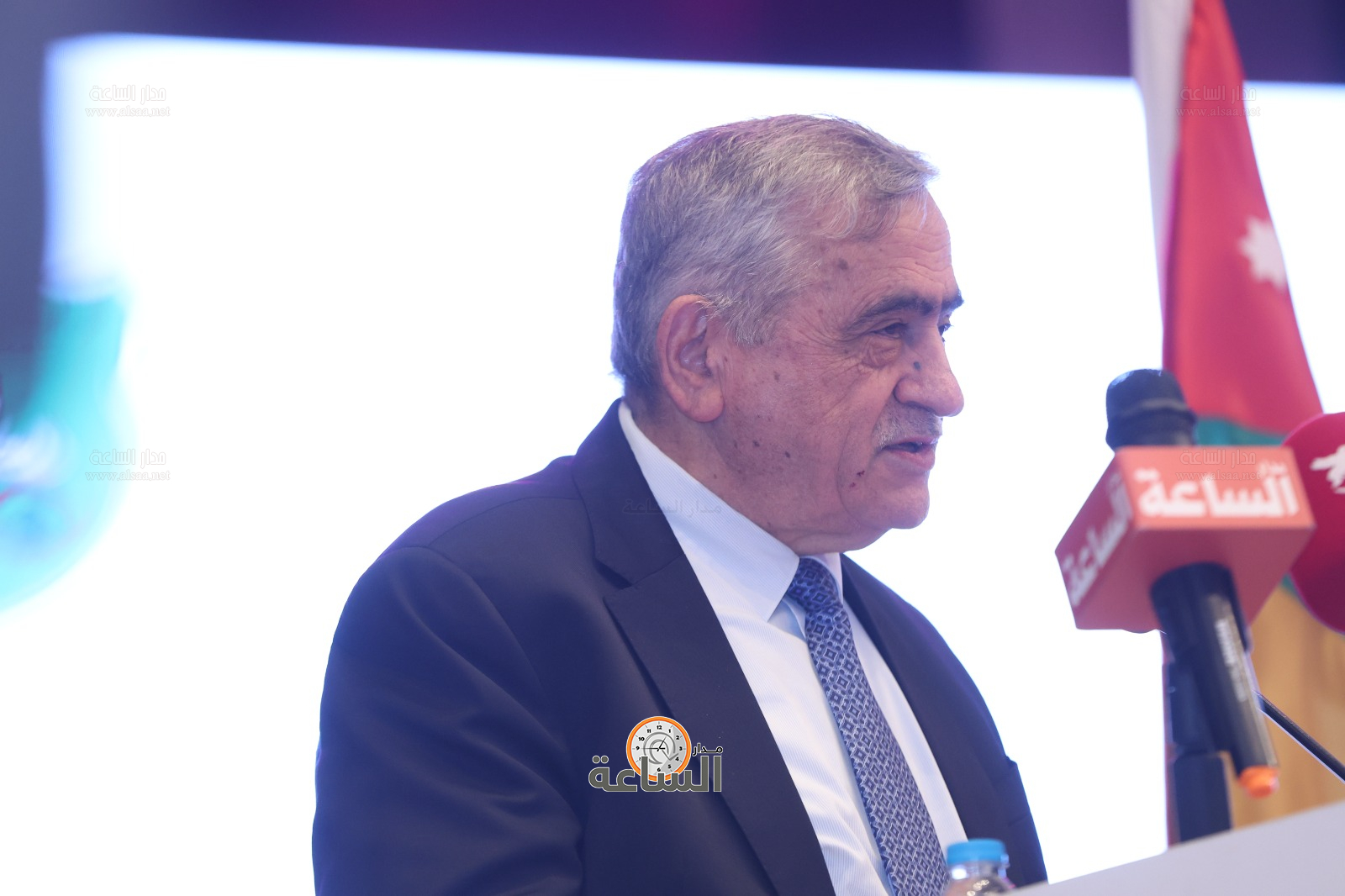 Madar Al-Saa Images 0.6908655709608045