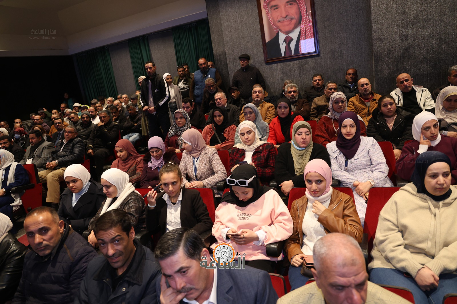 Madar Al-Saa Images 0.23600463927581683