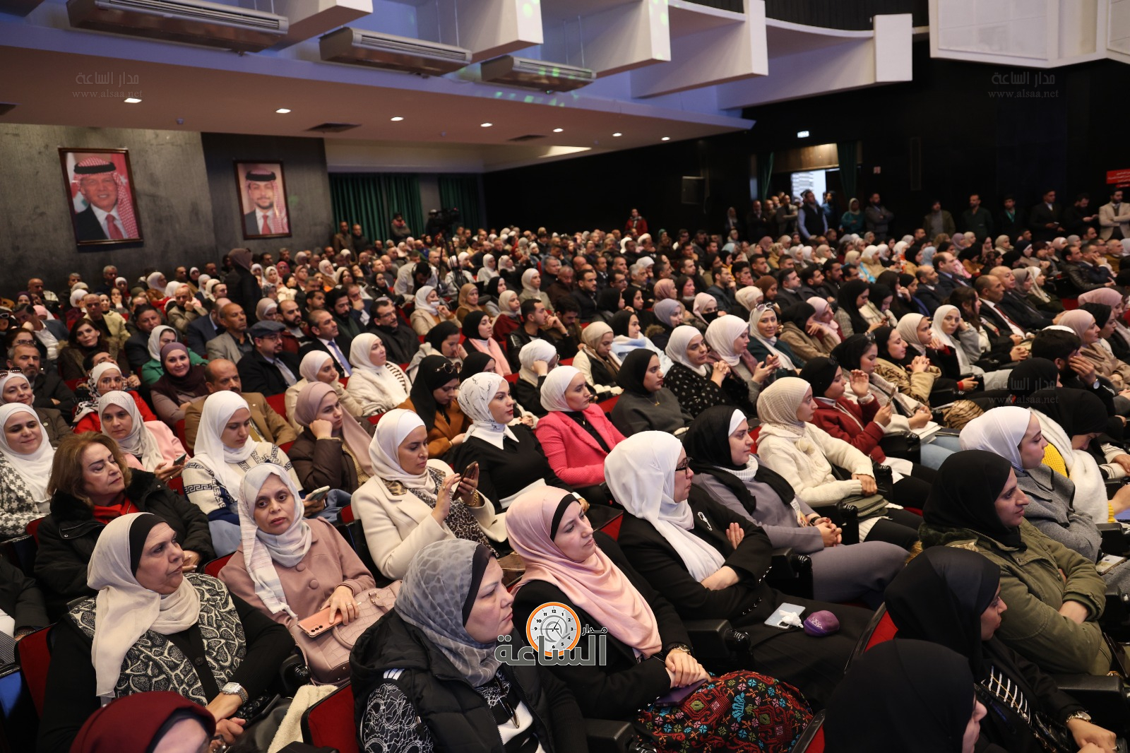 Madar Al-Saa Images 0.5801599112702749