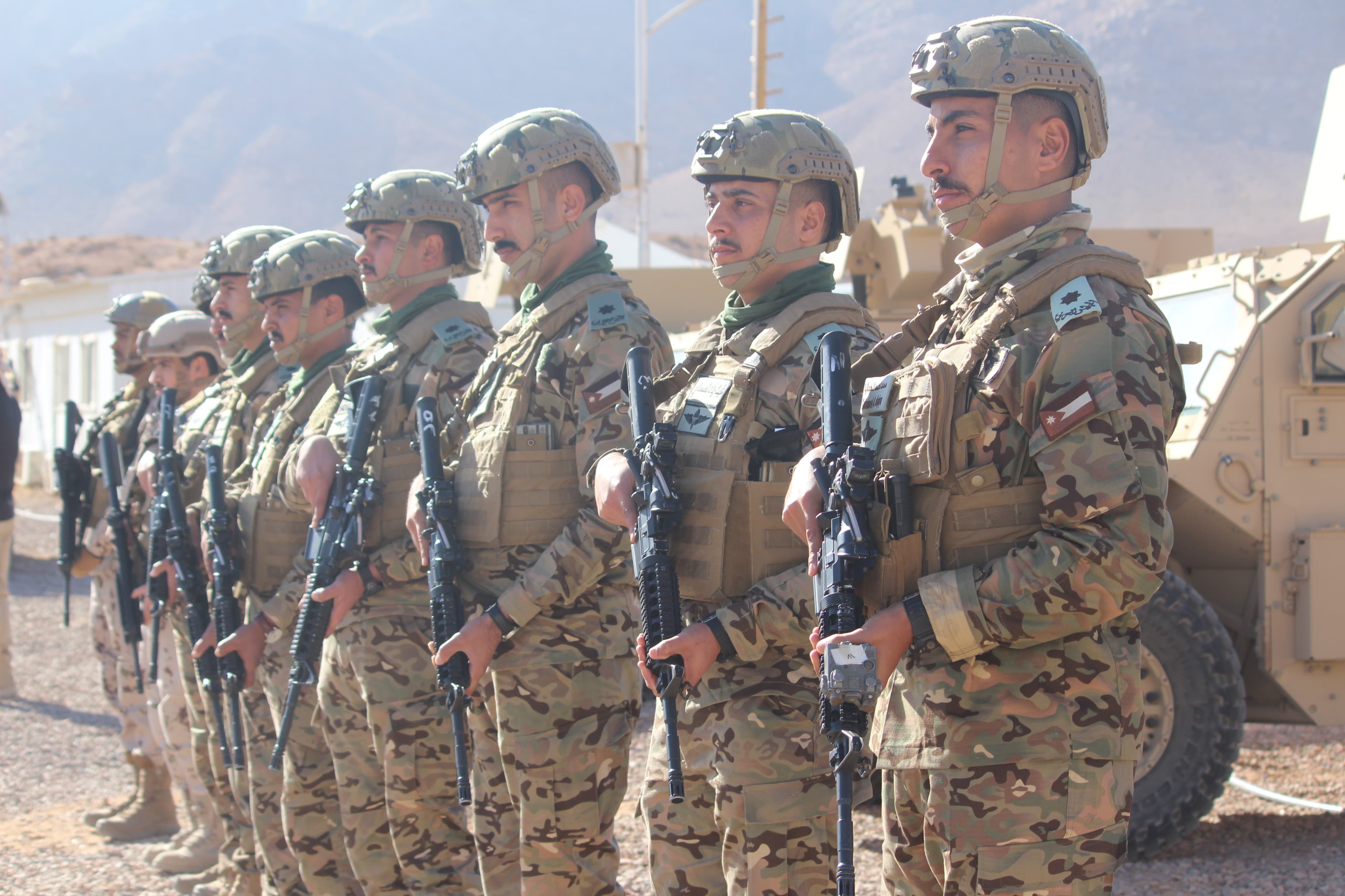 Madar Al-Saa Images 0.20547253702470547