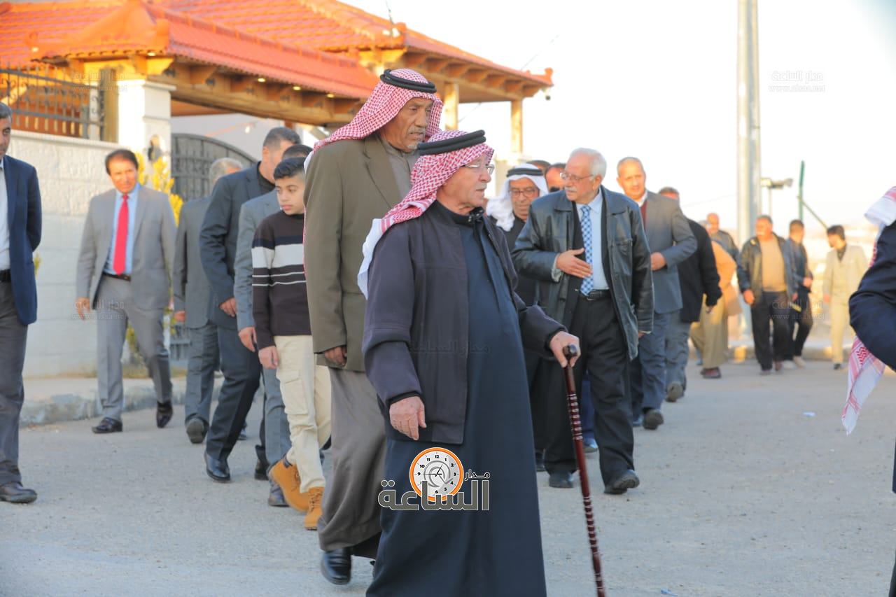 Madar Al-Saa Images 0.44459592428268047