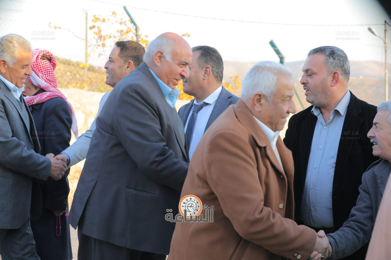 Madar Al-Saa Images 0.9553748571822493