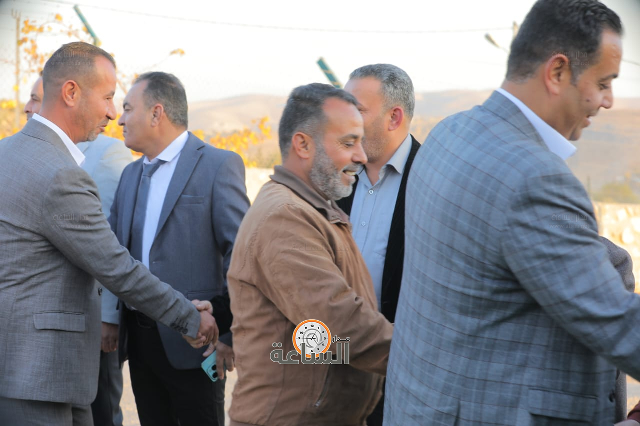 Madar Al-Saa Images 0.7012902776756453