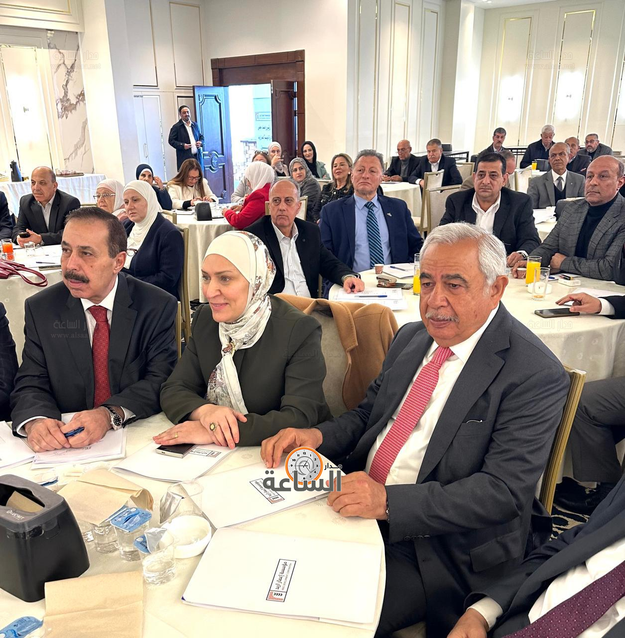 Madar Al-Saa Images 0.9423341870528461