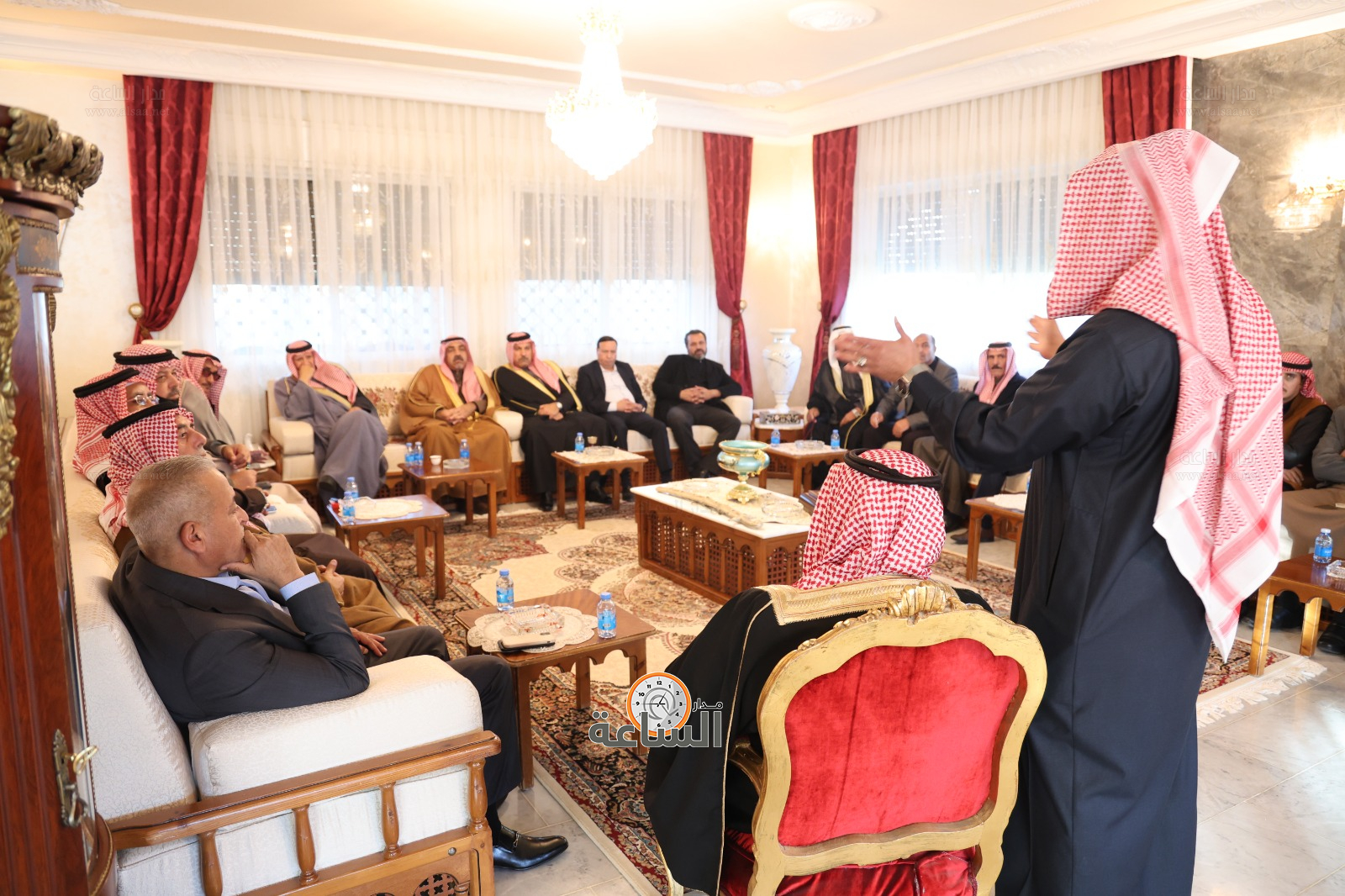 Madar Al-Saa Images 0.4565845874624088