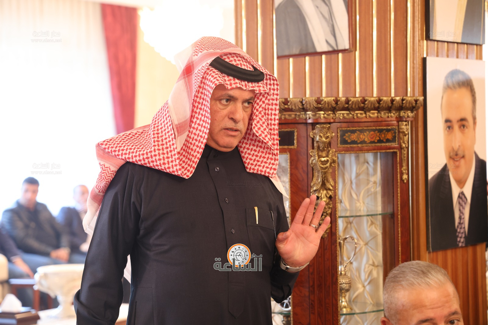 Madar Al-Saa Images 0.5596556425011159