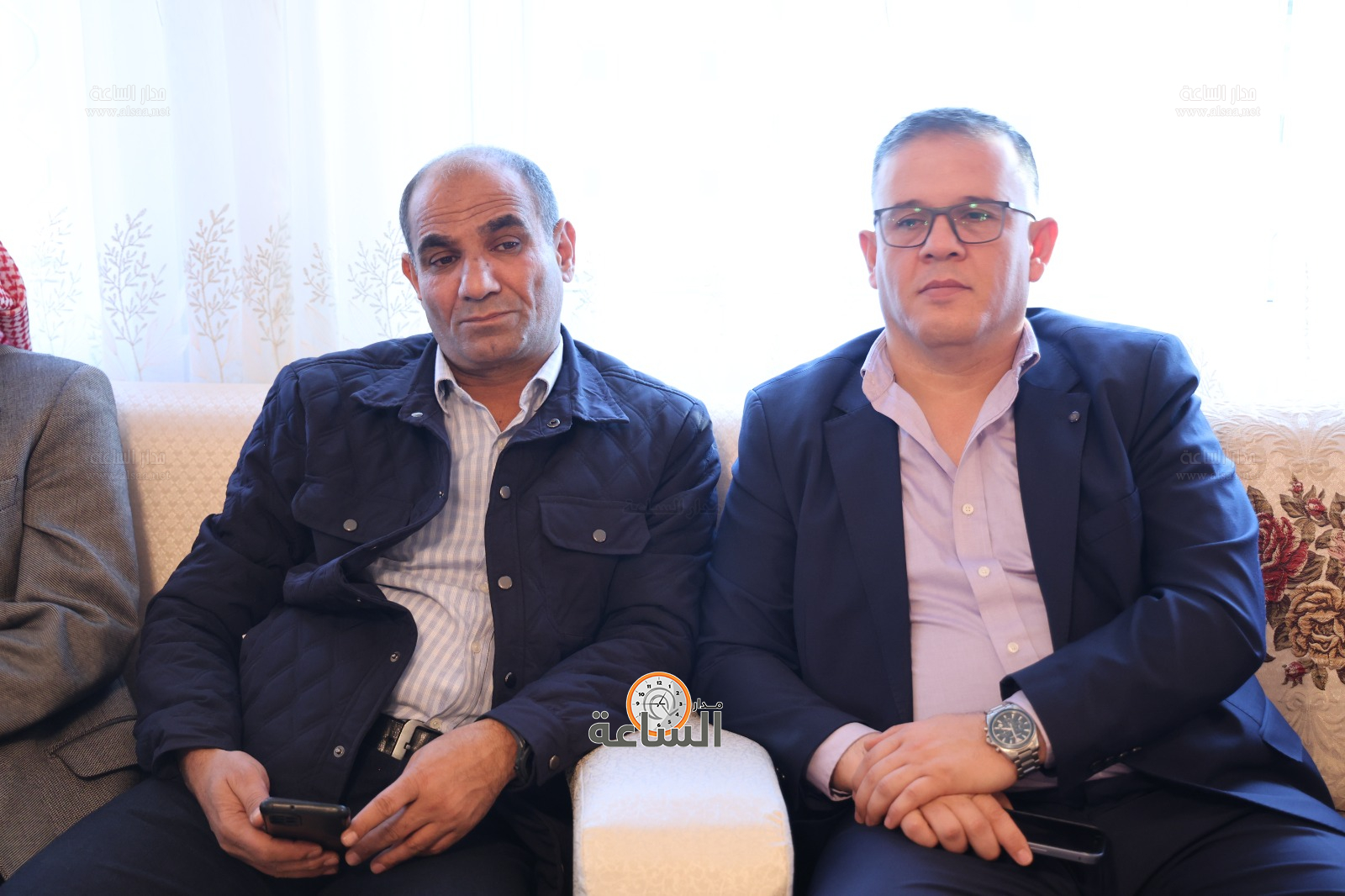 Madar Al-Saa Images 0.481038516005619