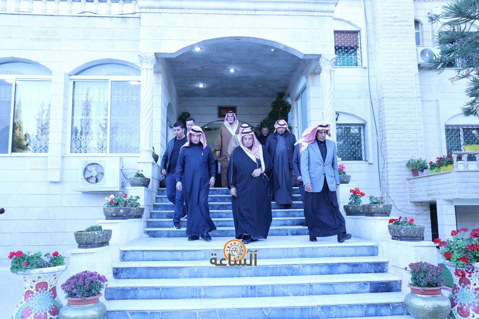 Madar Al-Saa Images 0.9235844911282203