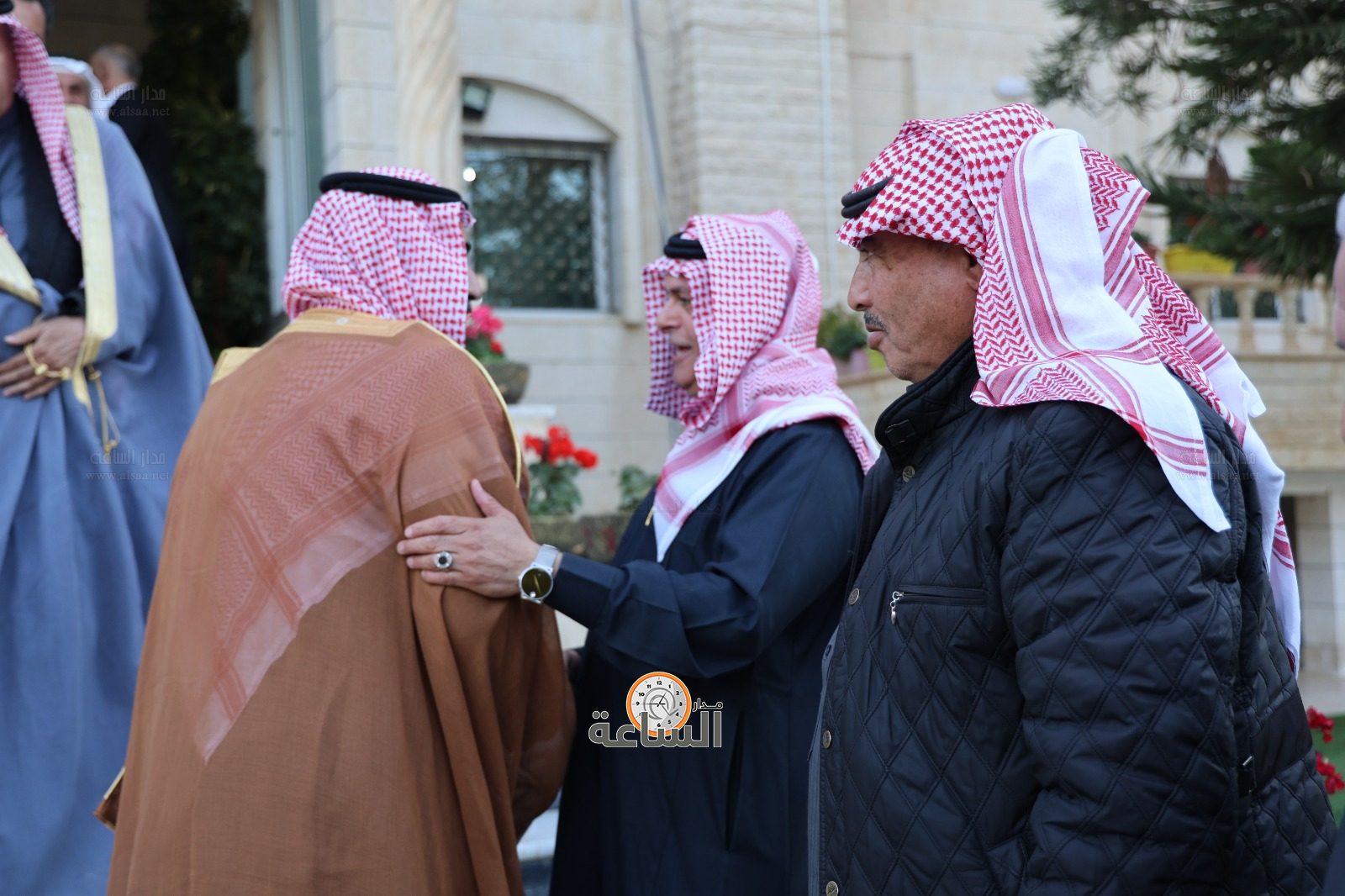 Madar Al-Saa Images 0.032539621455313306