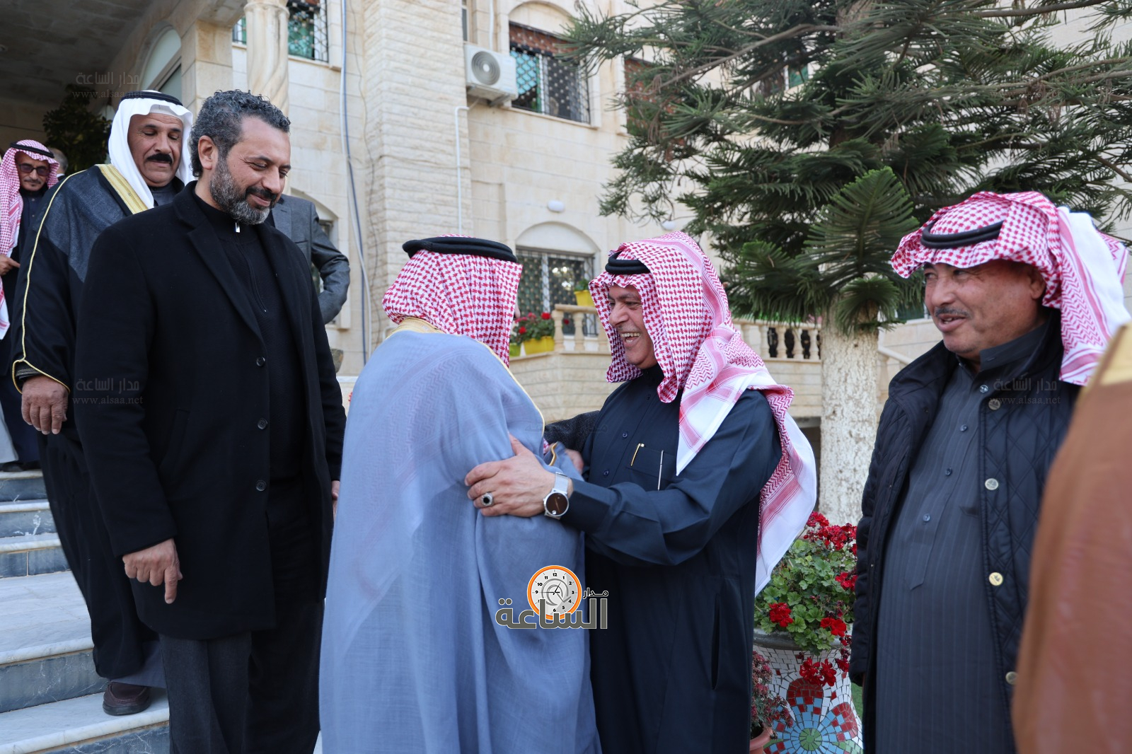 Madar Al-Saa Images 0.36373752868473397