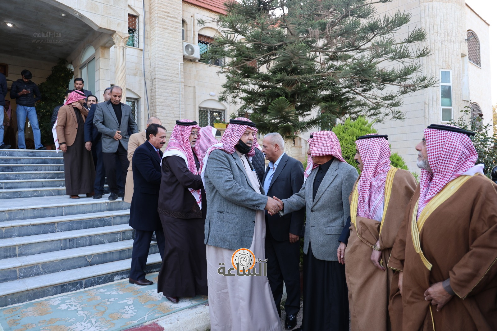 Madar Al-Saa Images 0.7970606823491511