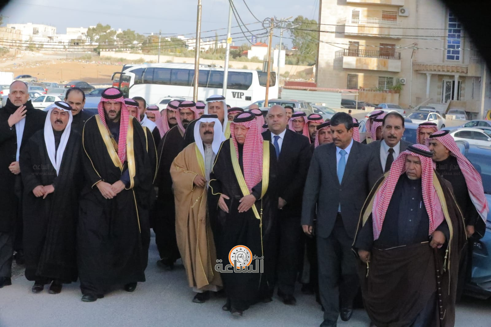 Madar Al-Saa Images 0.9991876399985122