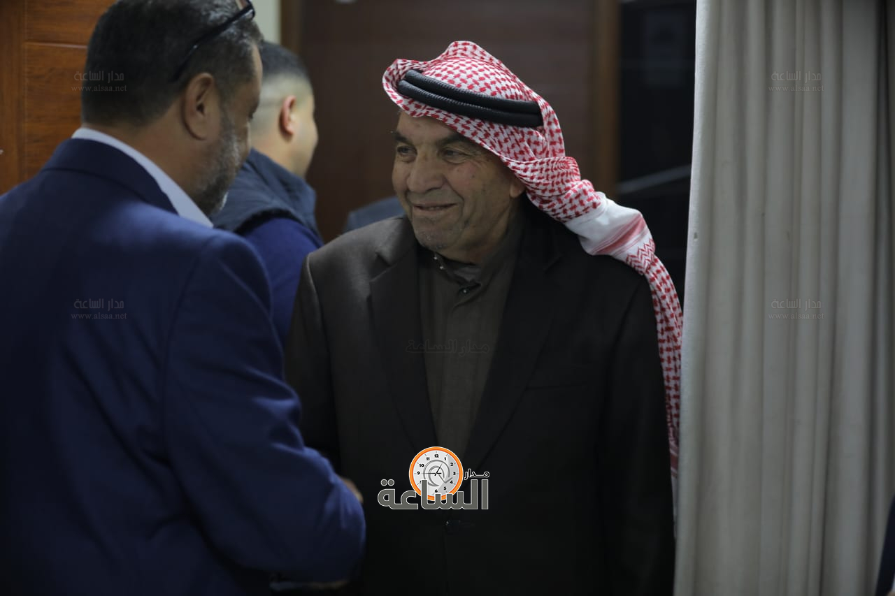 Madar Al-Saa Images 0.2335273323803253