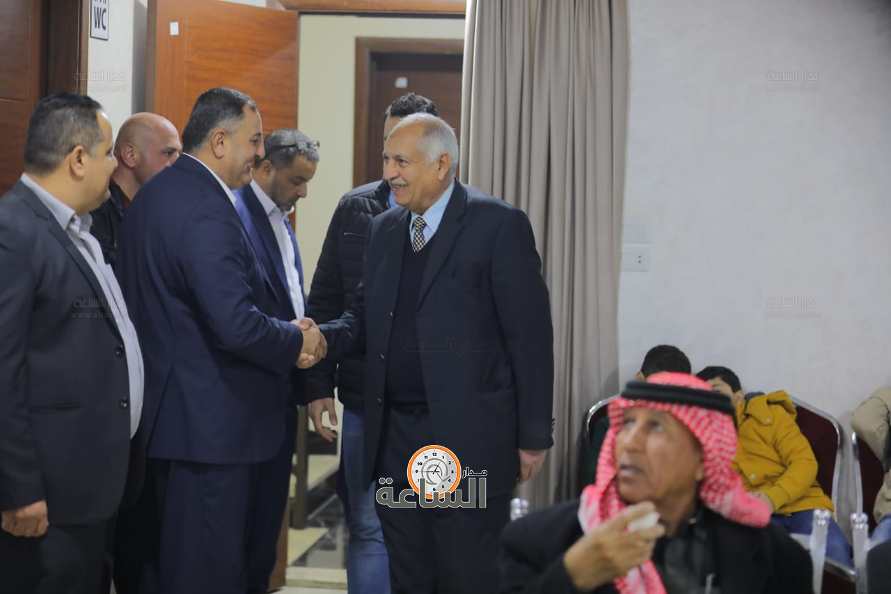 Madar Al-Saa Images 0.47803767383121043