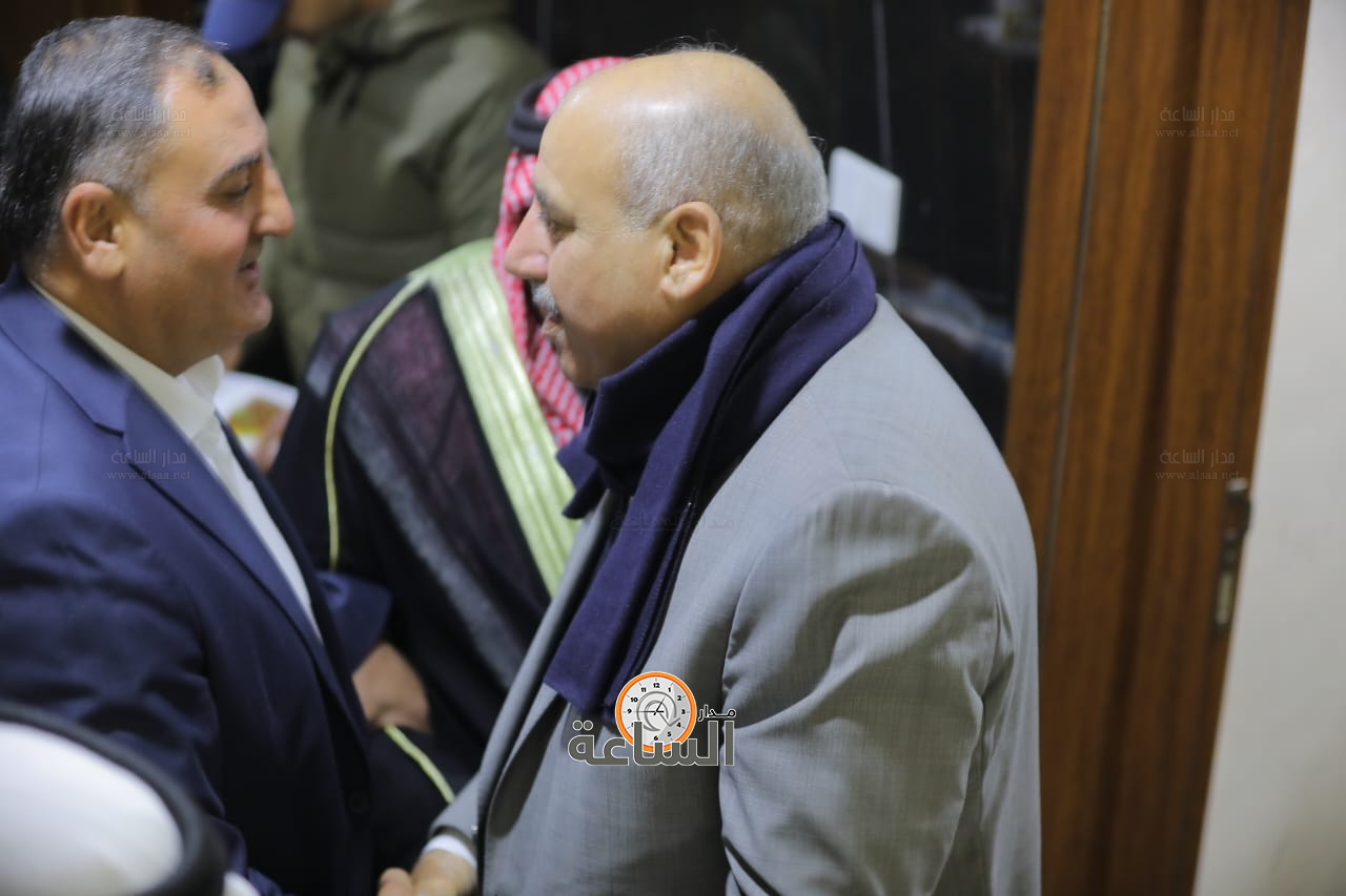 Madar Al-Saa Images 0.8207599247656849