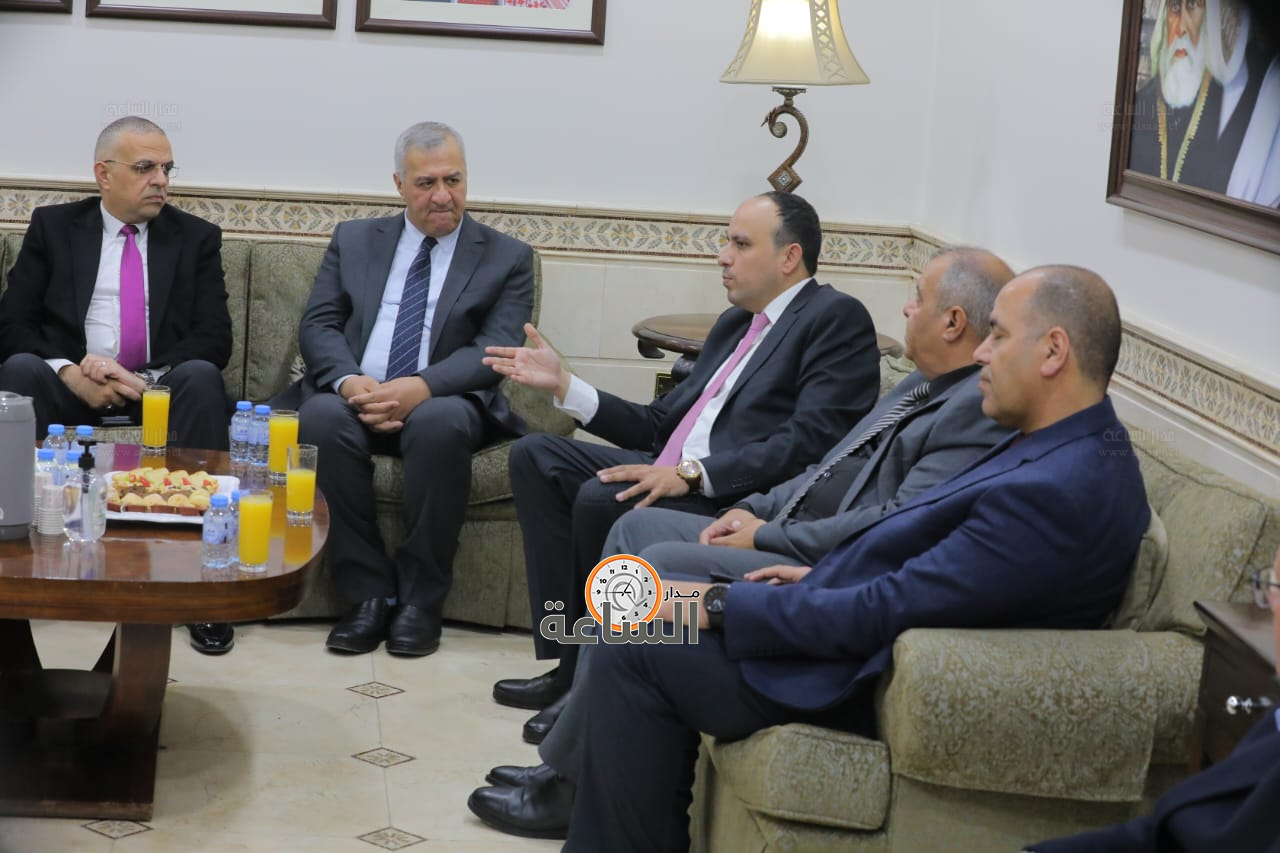 Madar Al-Saa Images 0.12203916240367163