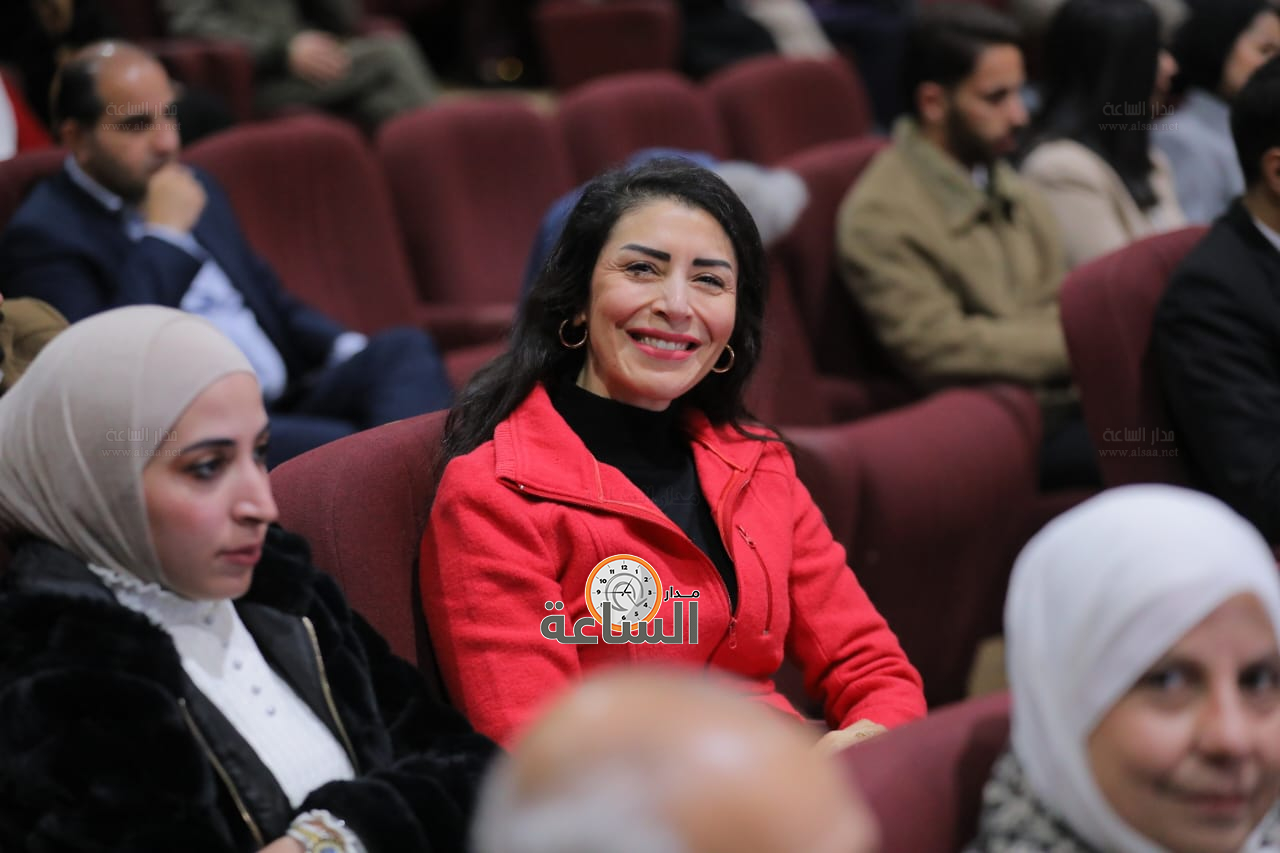 Madar Al-Saa Images 0.47045065528043395