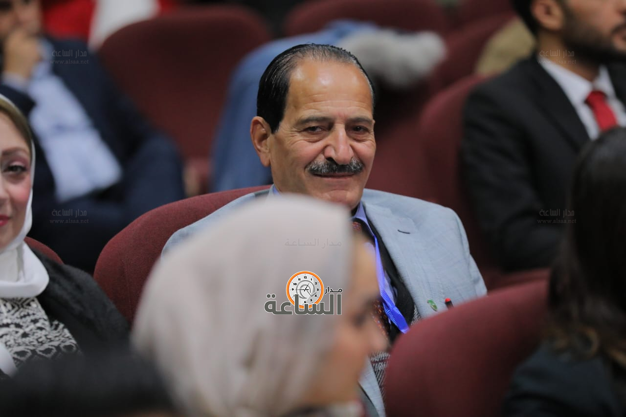 Madar Al-Saa Images 0.9799174552472334