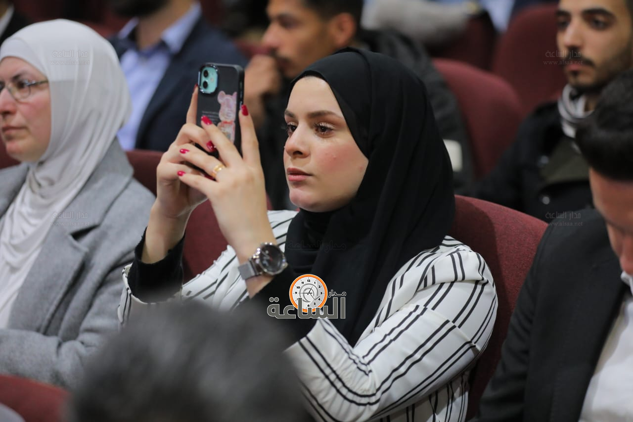 Madar Al-Saa Images 0.7331371550240768