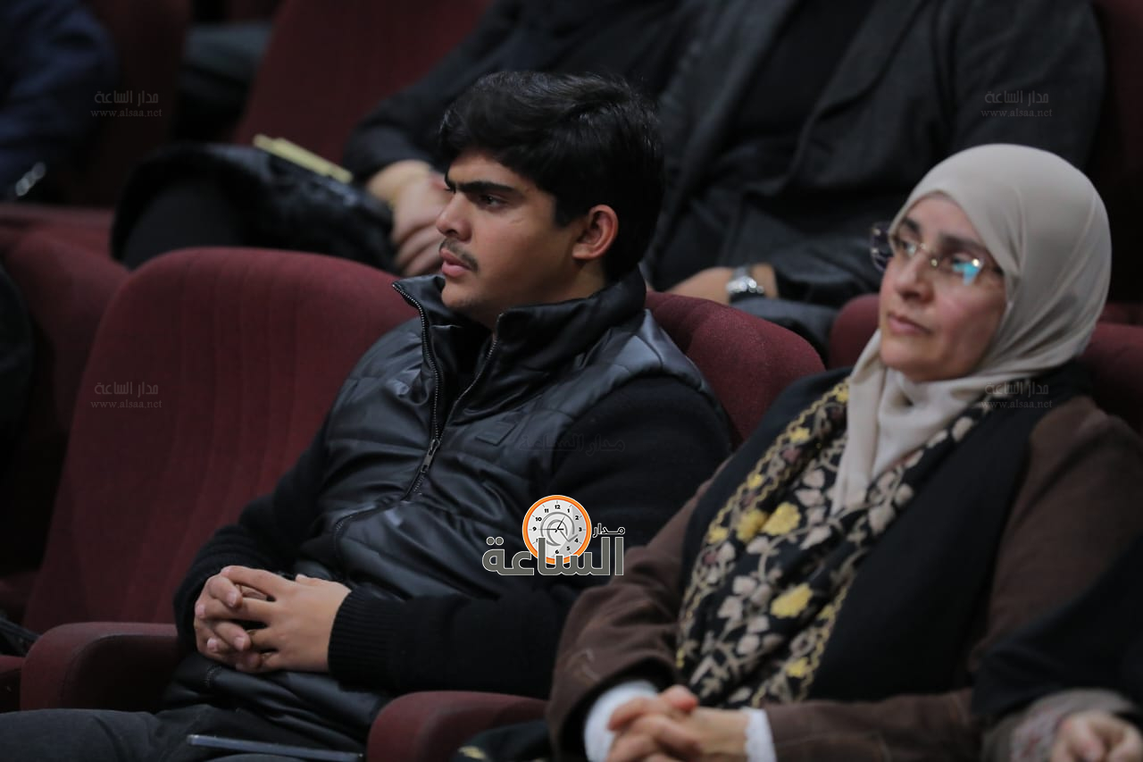 Madar Al-Saa Images 0.7720602855888647