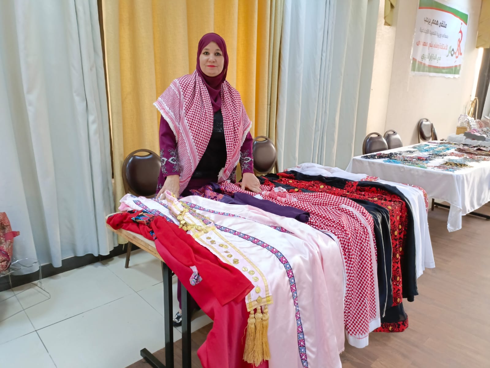 Madar Al-Saa Images 0.3980835341111675