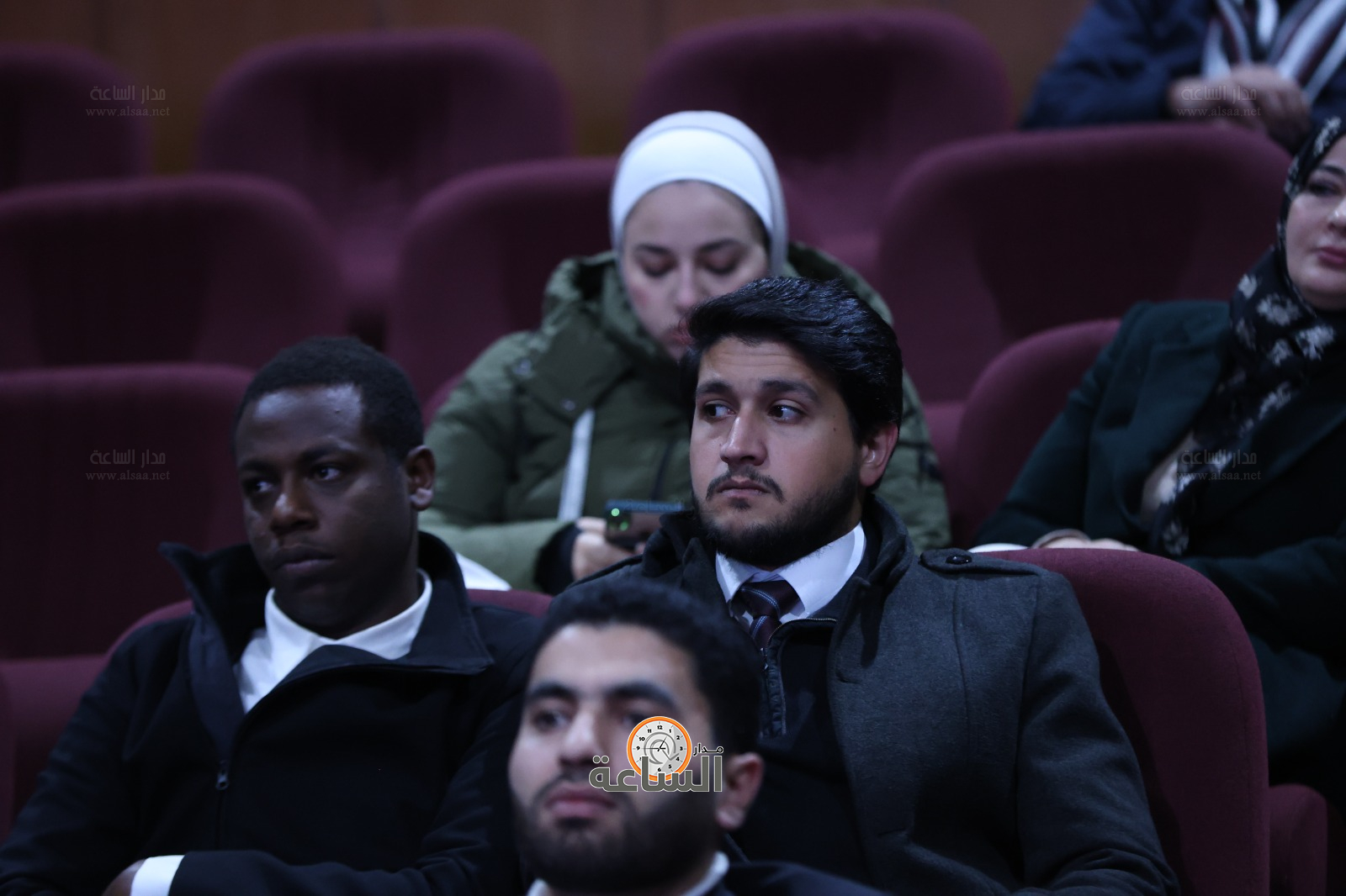 Madar Al-Saa Images 0.8622422444092261