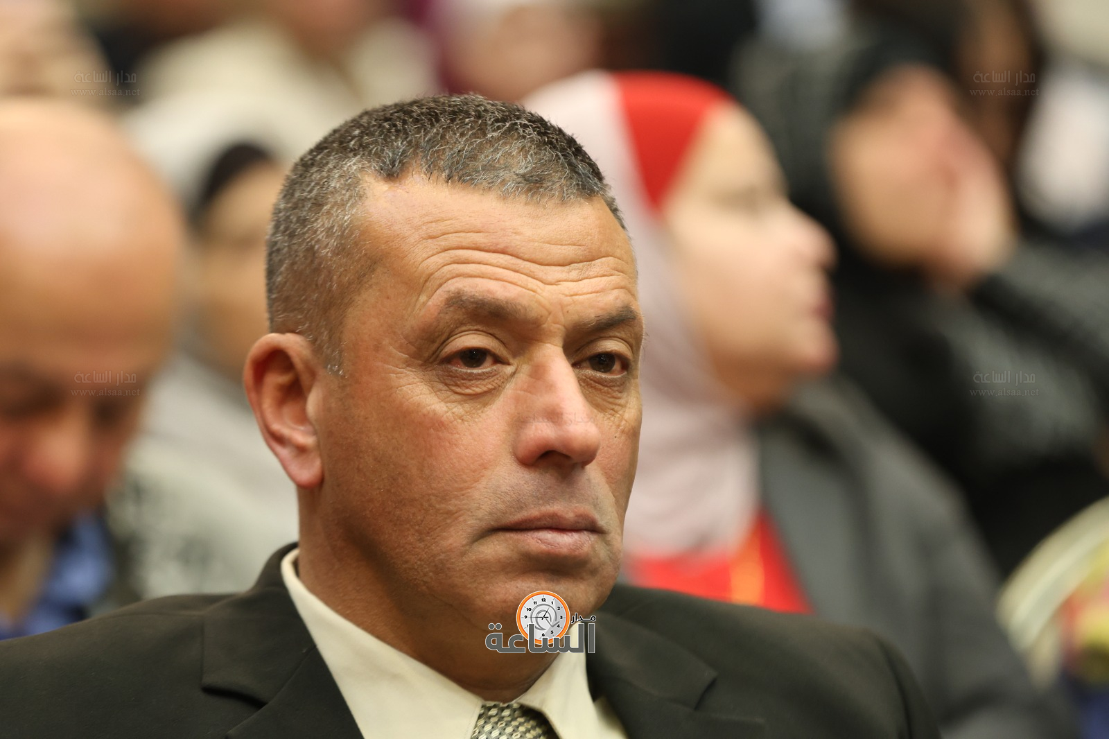 Madar Al-Saa Images 0.6275127543199415