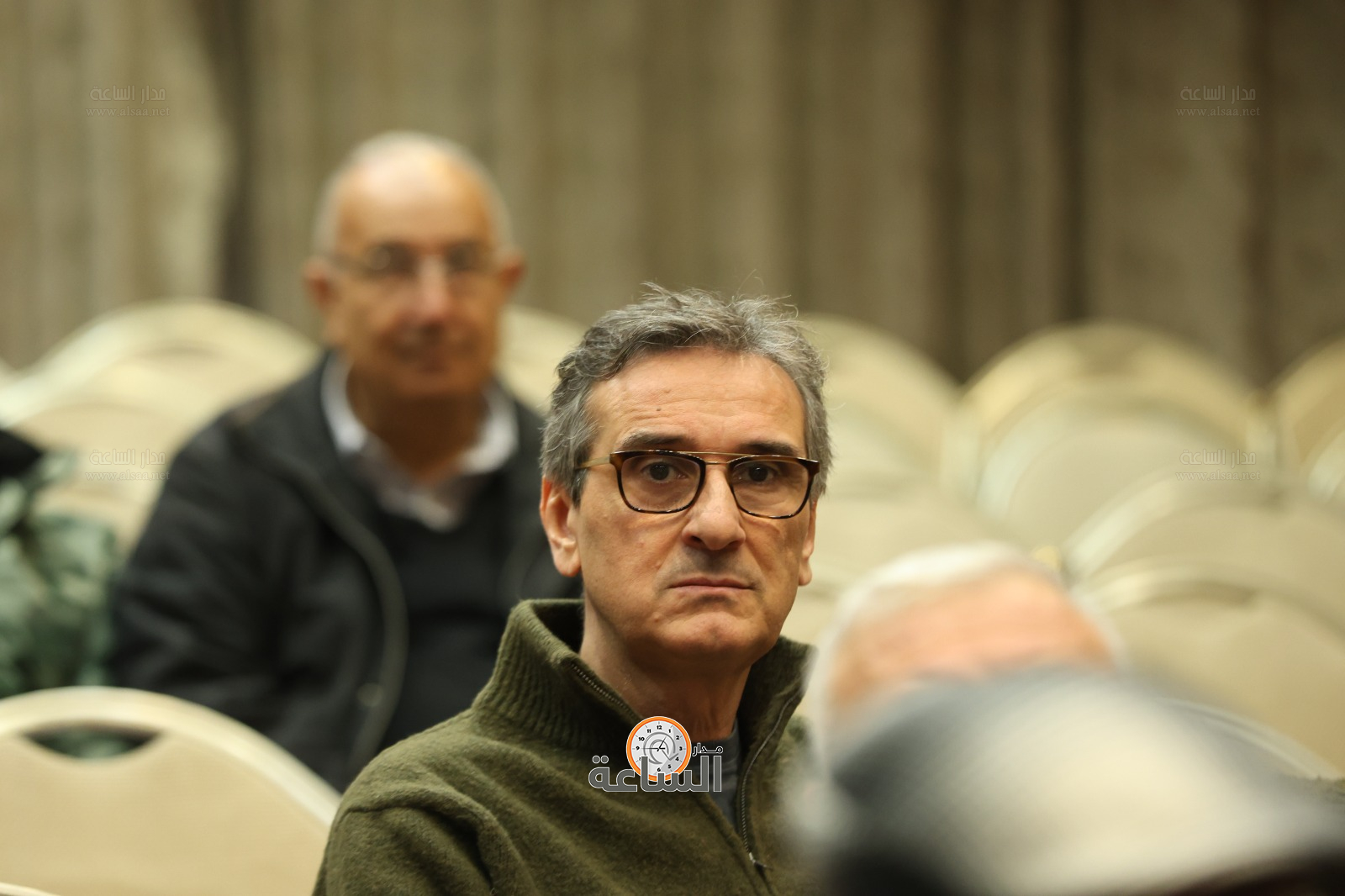 Madar Al-Saa Images 0.011016797842250181