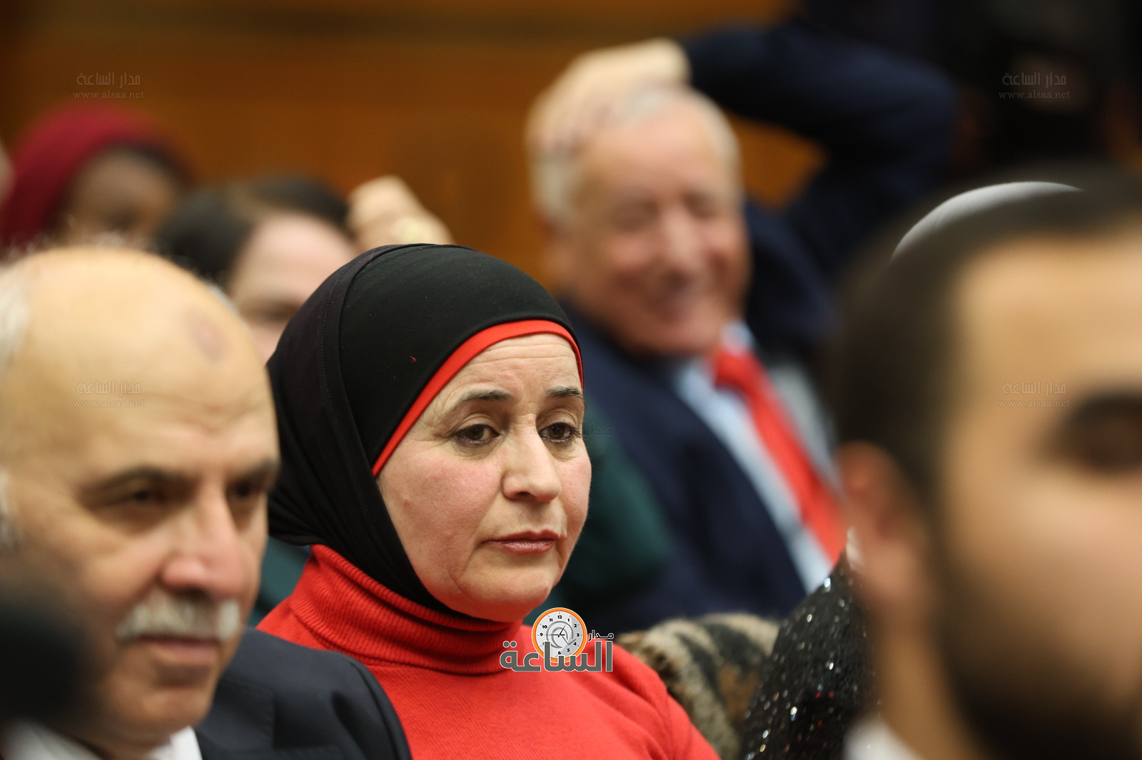 Madar Al-Saa Images 0.1997460555645818