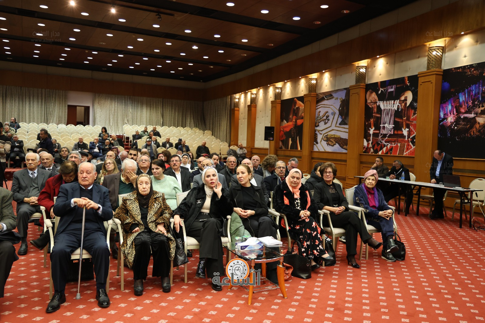 Madar Al-Saa Images 0.8786371246721598