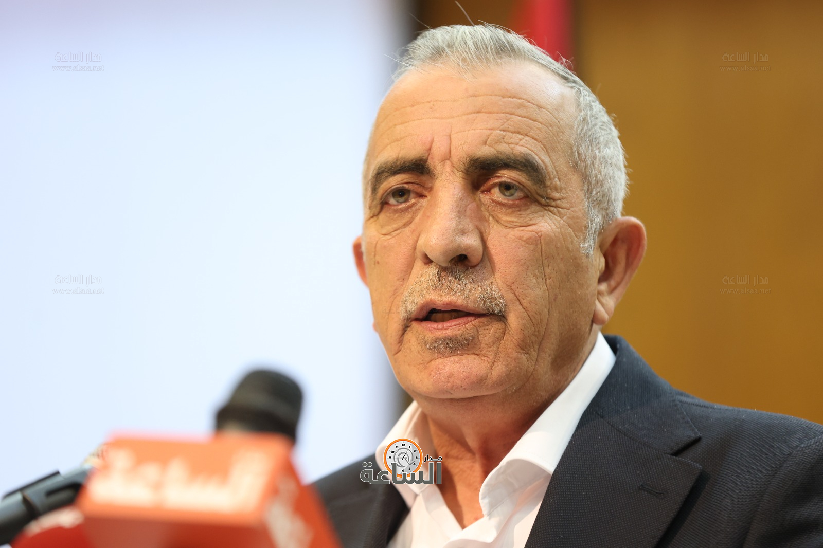 Madar Al-Saa Images 0.6400226609997894