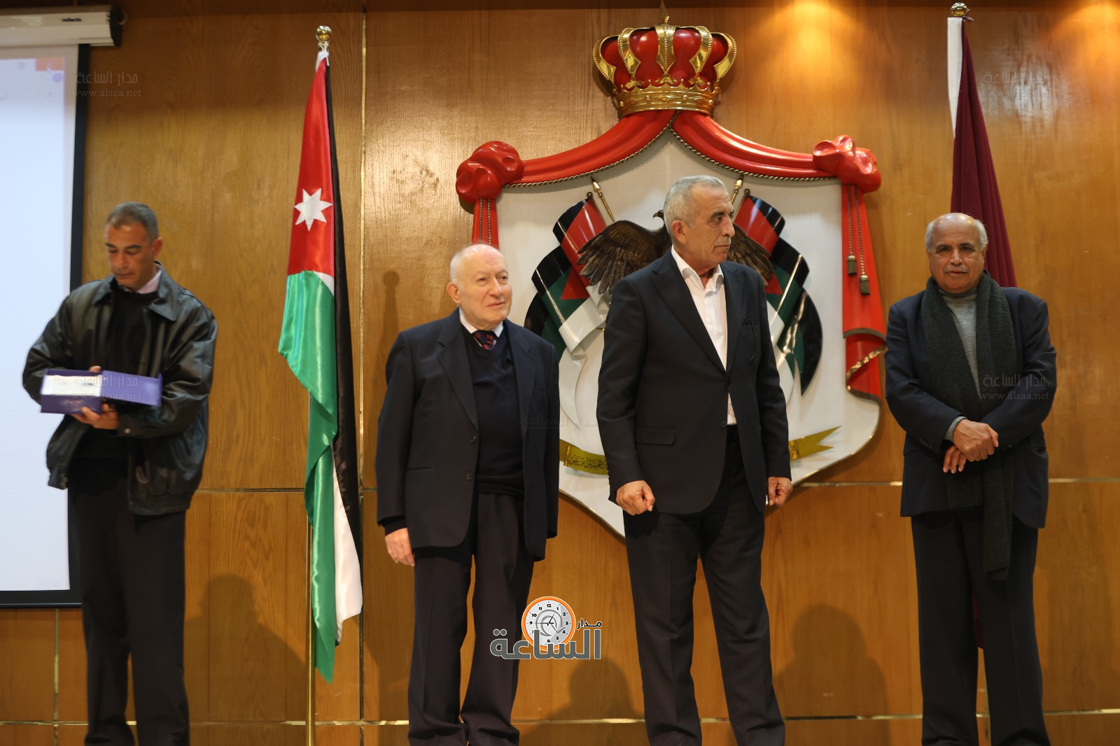 Madar Al-Saa Images 0.9419797936646261