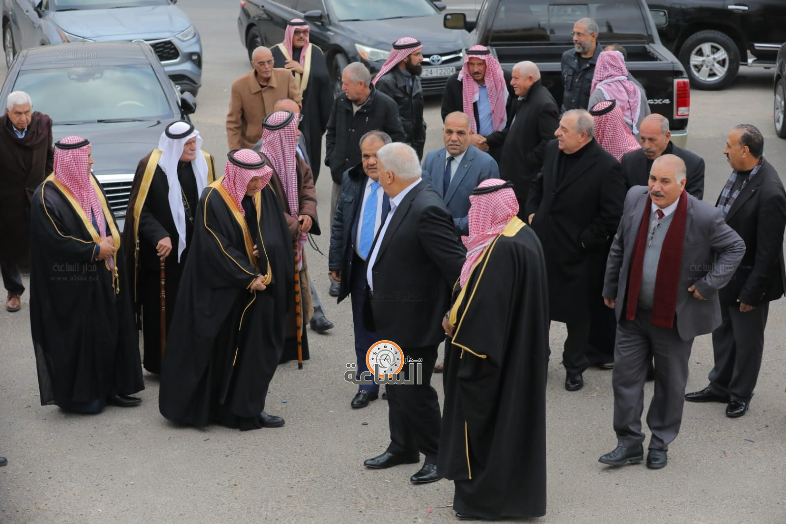 Madar Al-Saa Images 0.8339321592451001