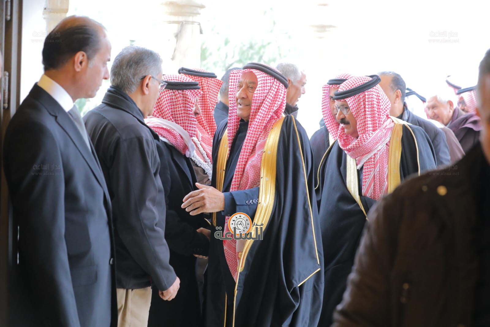 Madar Al-Saa Images 0.8198406136532723