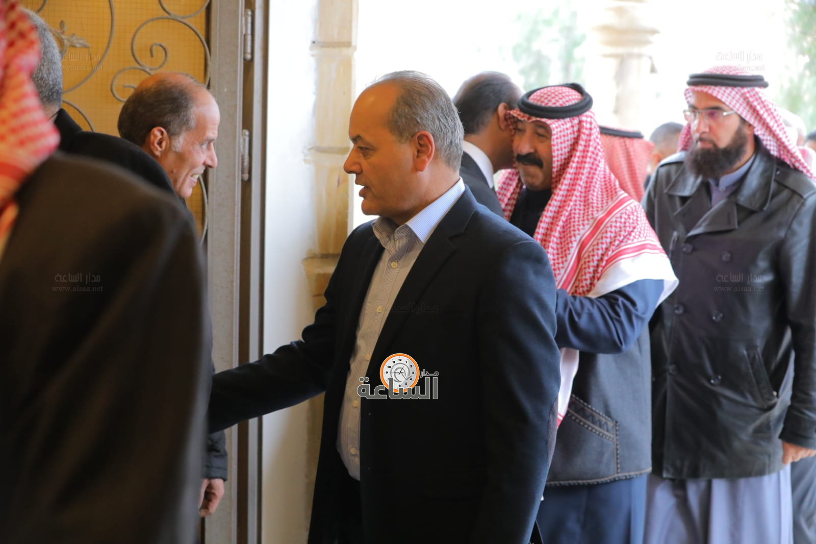 Madar Al-Saa Images 0.4506867743616574