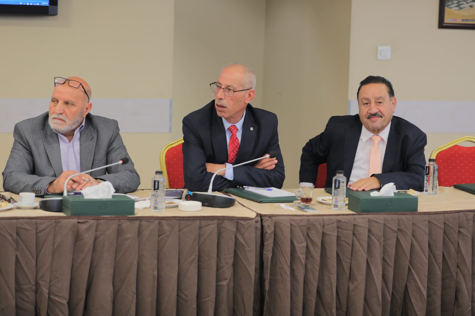 Madar Al-Saa Images 0.22539700103948057