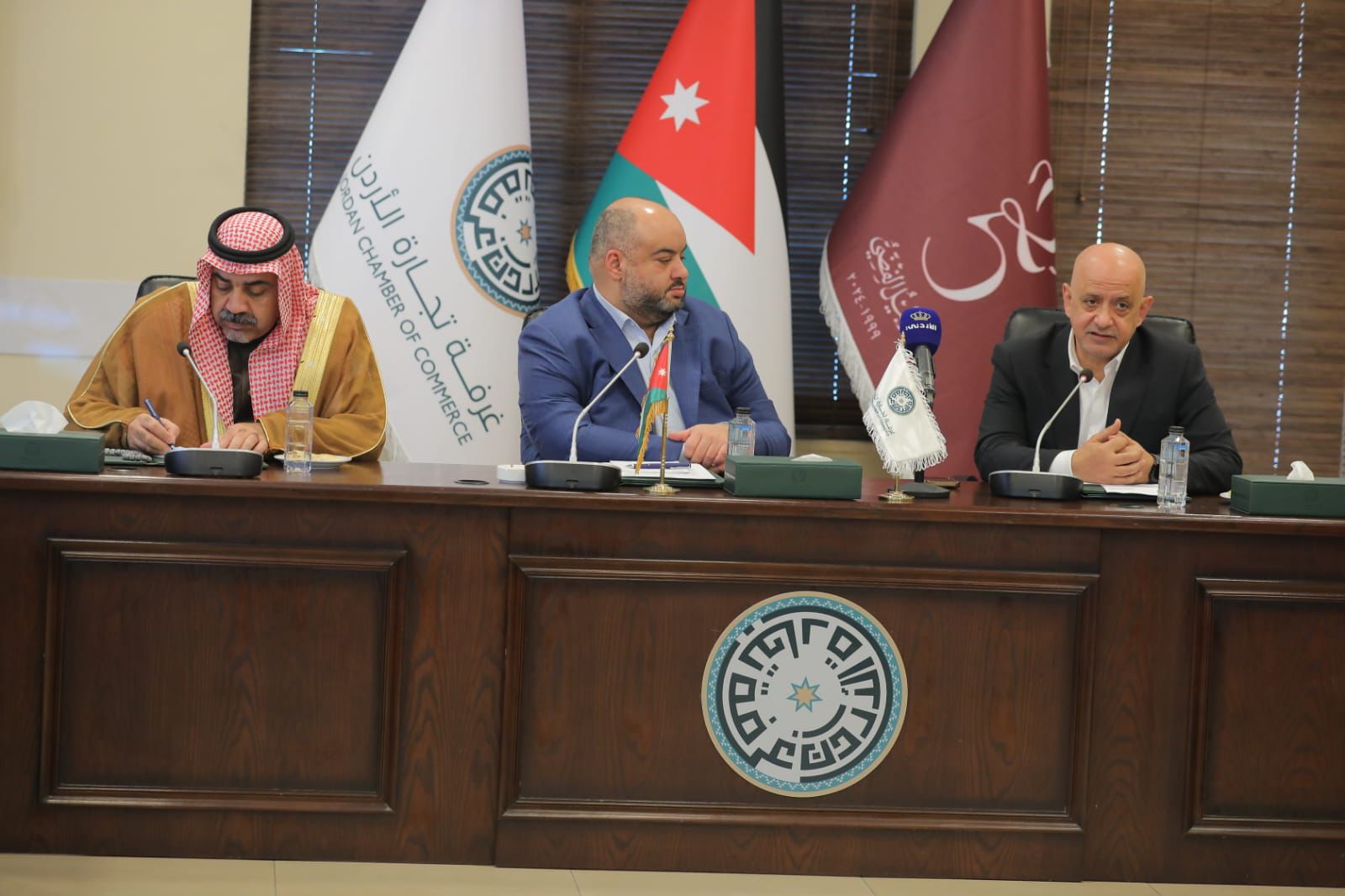 Madar Al-Saa Images 0.7104573910748686