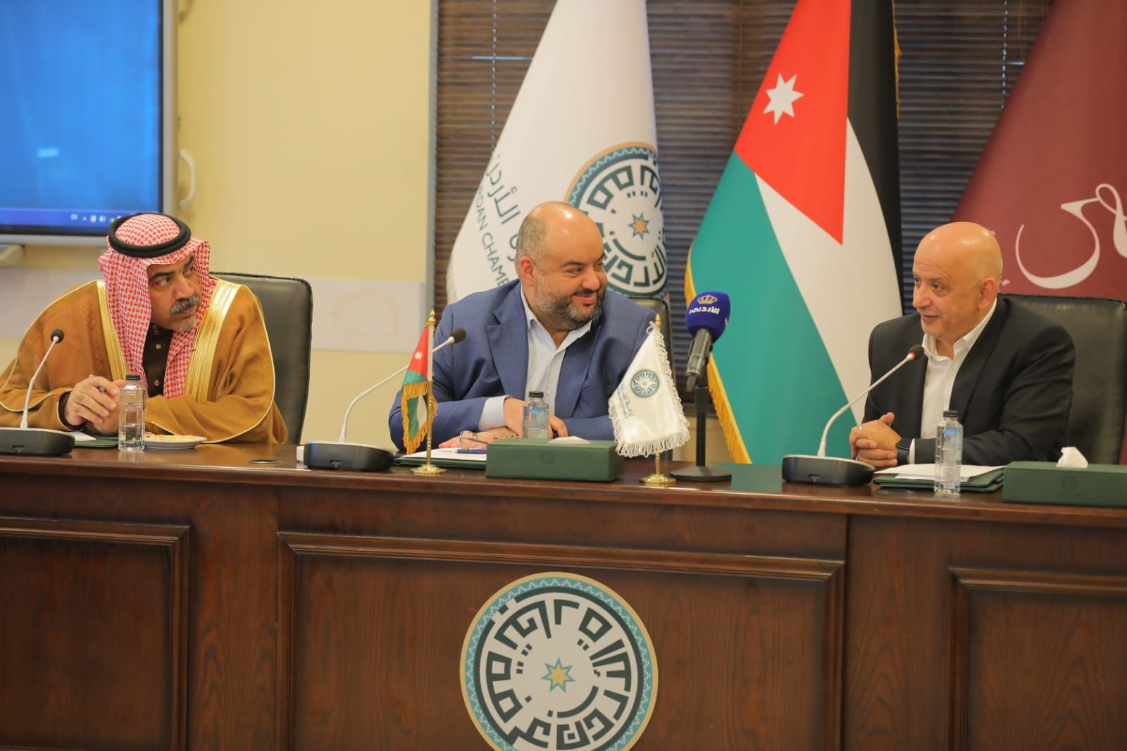 Madar Al-Saa Images 0.31551932741182775