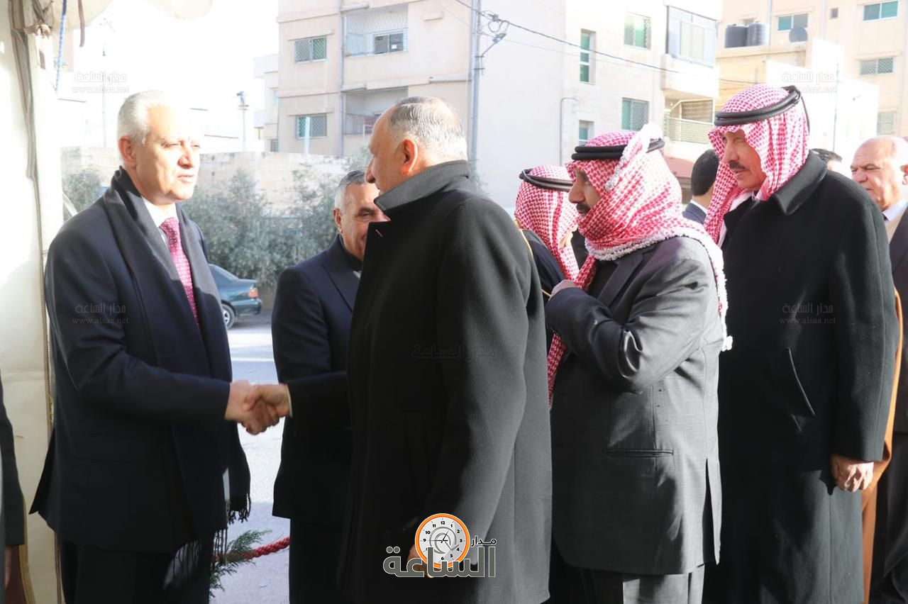 Madar Al-Saa Images 0.37966713032689503