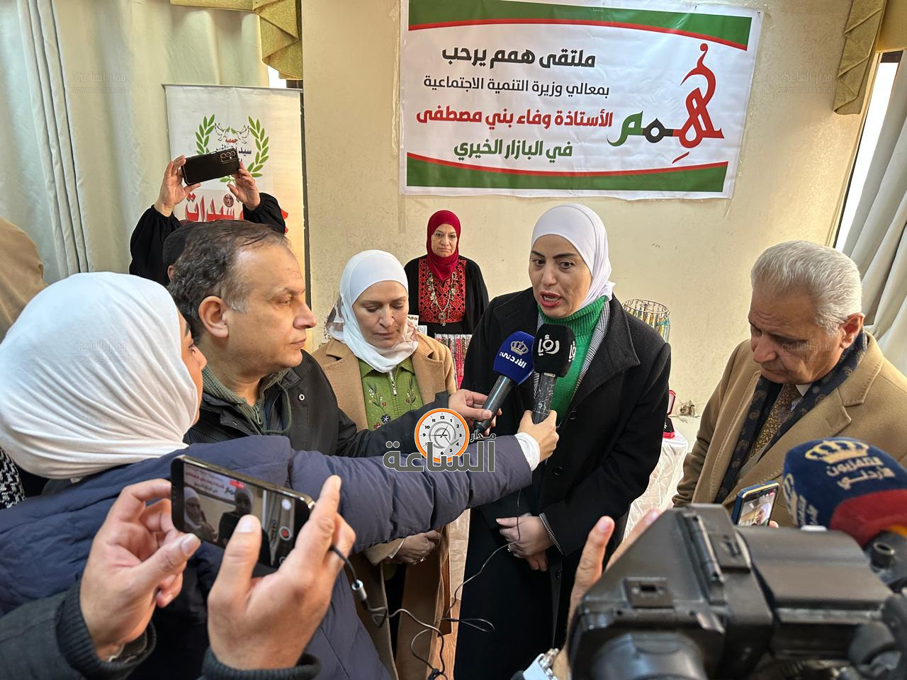 Madar Al-Saa Images 0.24447092391273562