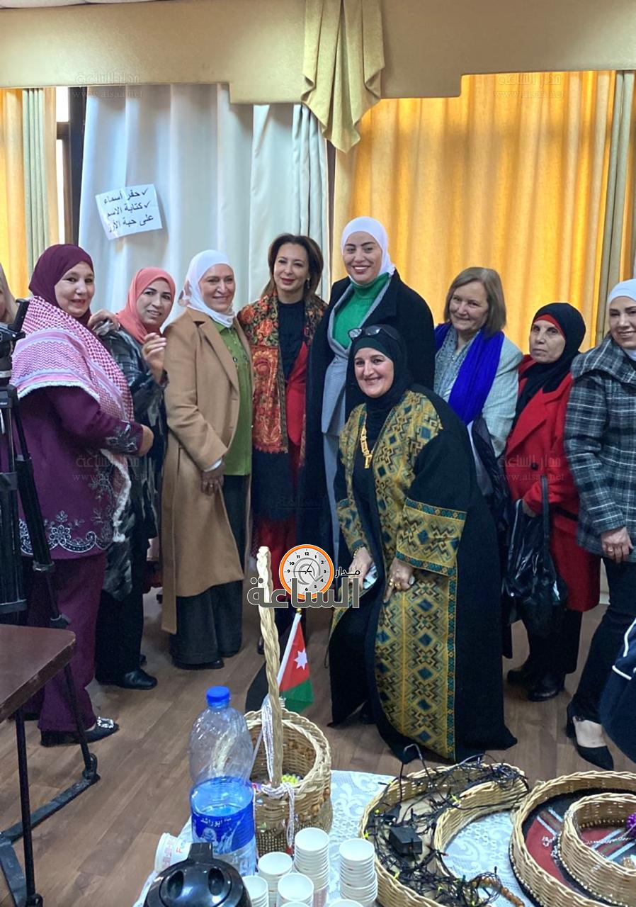 Madar Al-Saa Images 0.16513311436894829