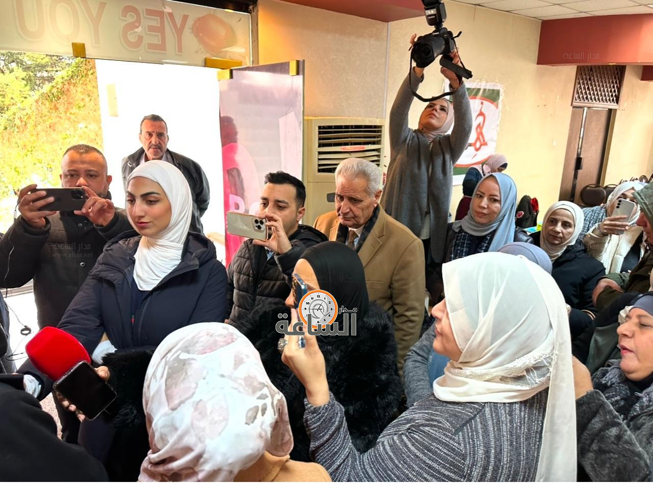 Madar Al-Saa Images 0.022096550157824968